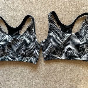 Set of 2 Black and White Chevron Racerback Sports Bra High Impact/Size Medium